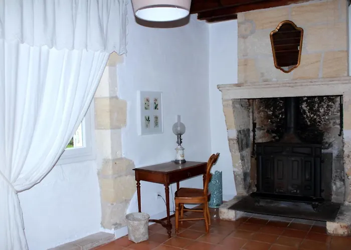 Relais De La Renaissance Nocleg ze śniadaniem Saint-Michel-de-Montaigne